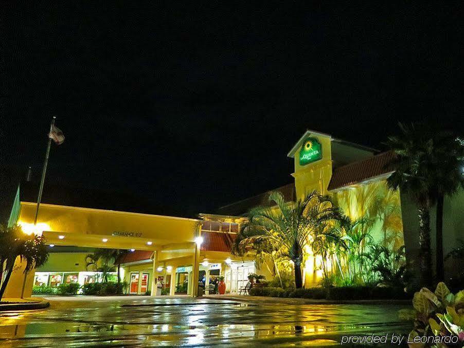 La Quinta Inn By Wyndham Cocoa Beach-Port Canaveral Exterior photo